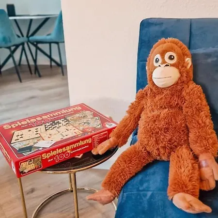 Monkey Magic Mansion 2 Bedroom Next To Tram And Apartment *