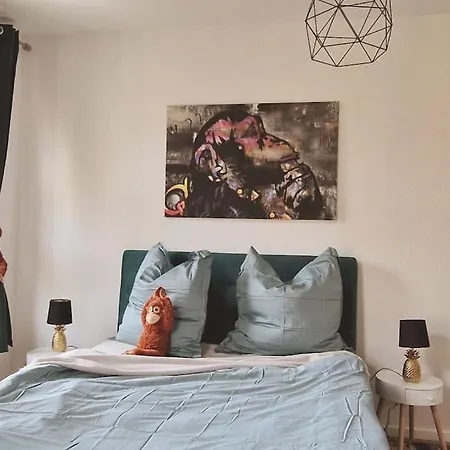 Monkey Magic Mansion 2 Bedroom Next To Tram And Apartment *